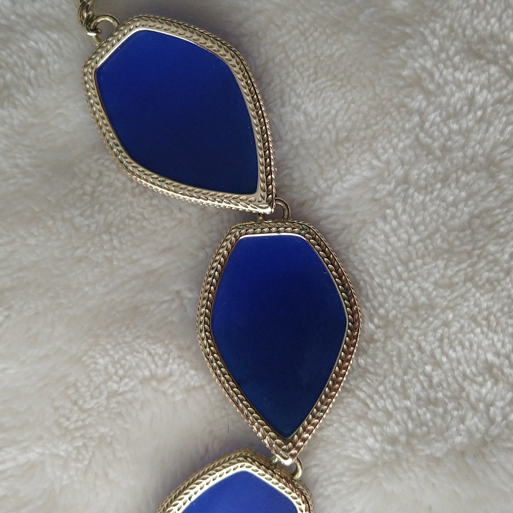 Kendra Scott Iridescent Cobalt Connely Necklace Gold Statement Rare - Picture 9 of 9